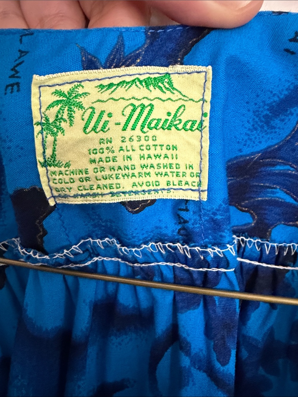 Ui- Maikai Vintage floral & island Royal Blue & Black Patterned Maxi Dress - Picture 2 of 7